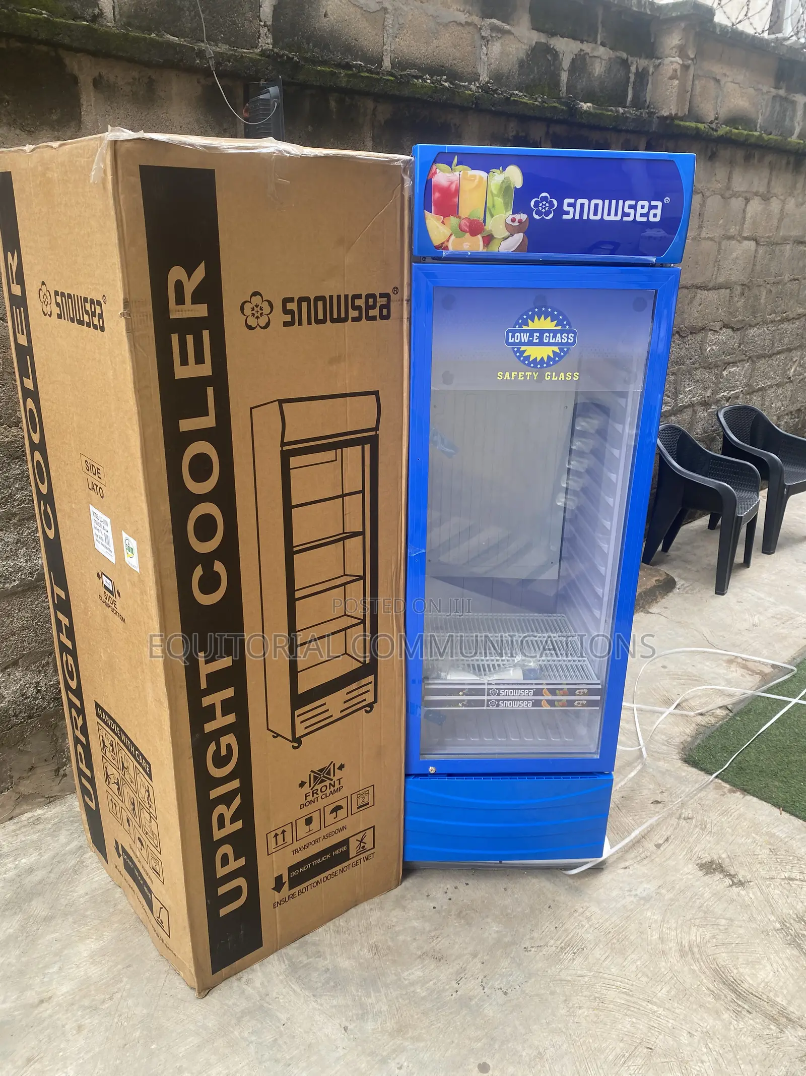 SnowSea Upright Chilled Display Cabinet 500L
