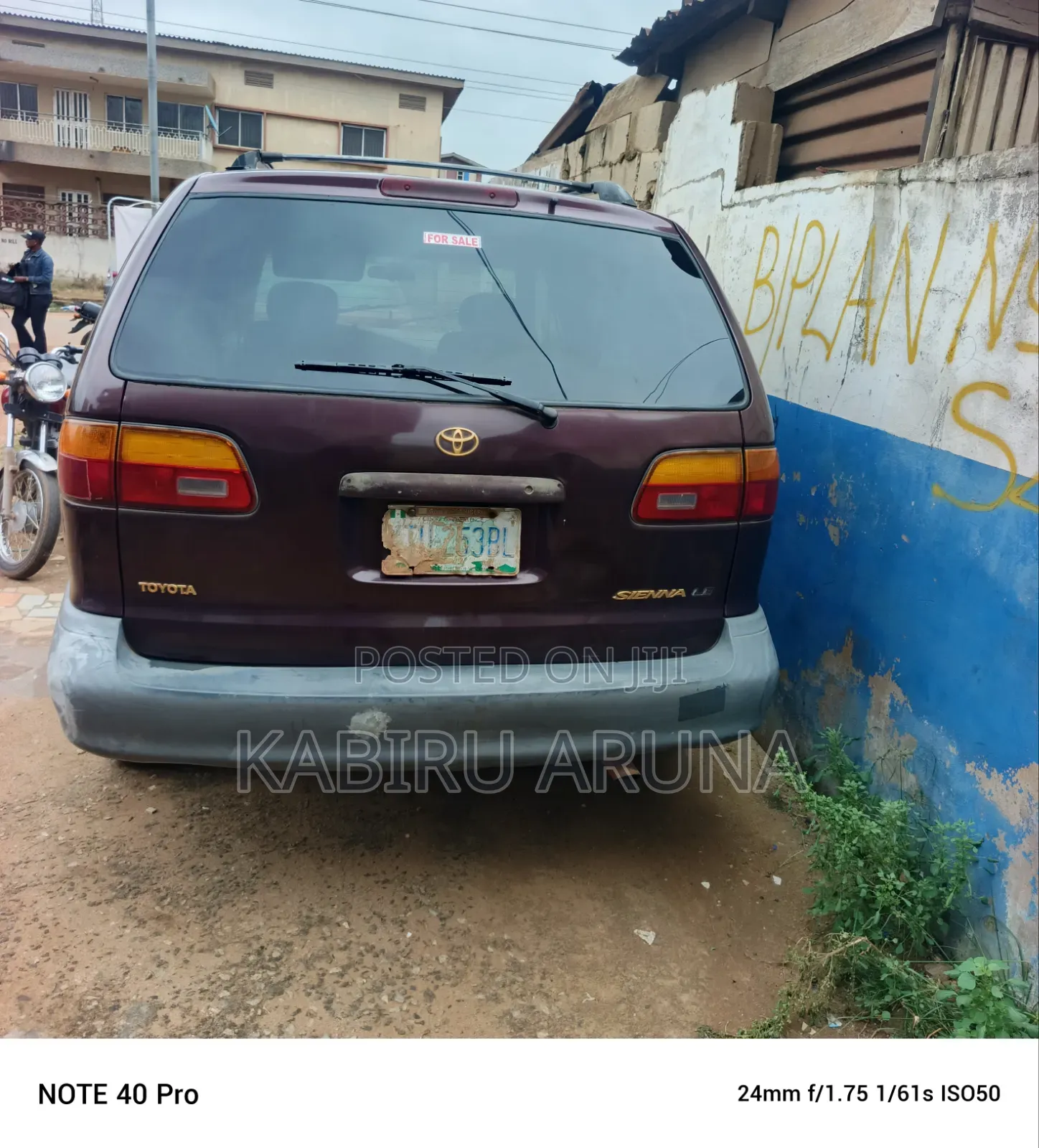 Toyota Sienna 1999 Red