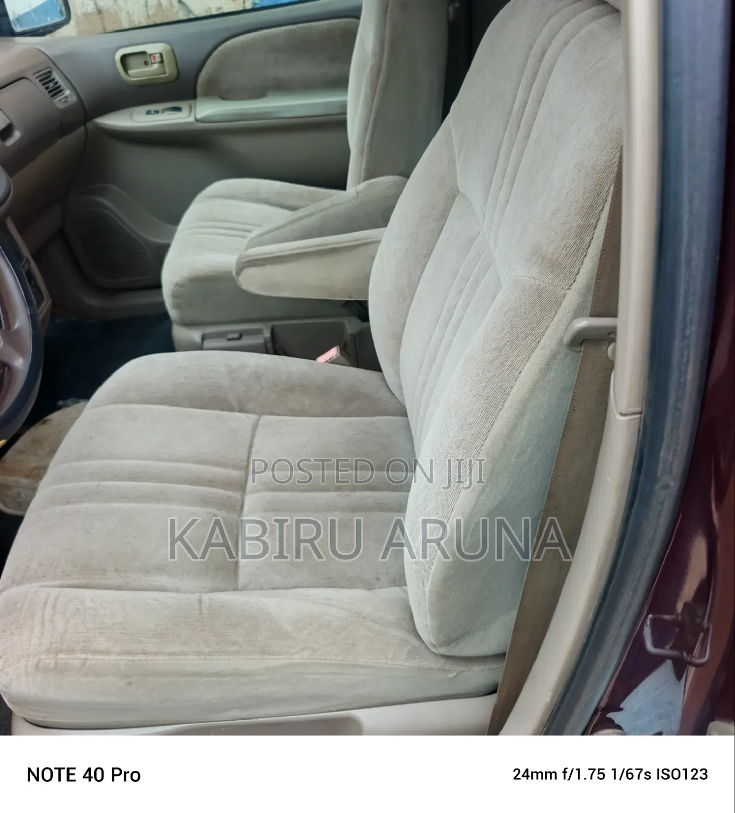 Toyota Sienna 1999 Red