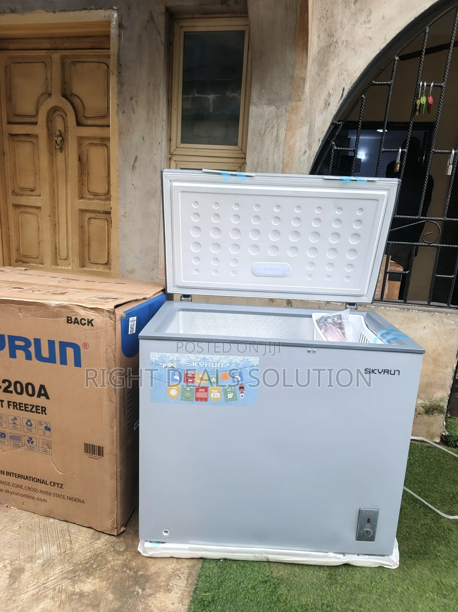 Skyrun BD 200A Deep Freezer – Made for Convenient Storage of Food Item