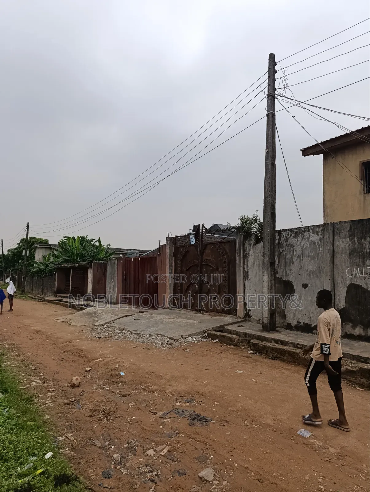 2bdrm Block of Flats in Ijegun Ikotun Lagos for sale