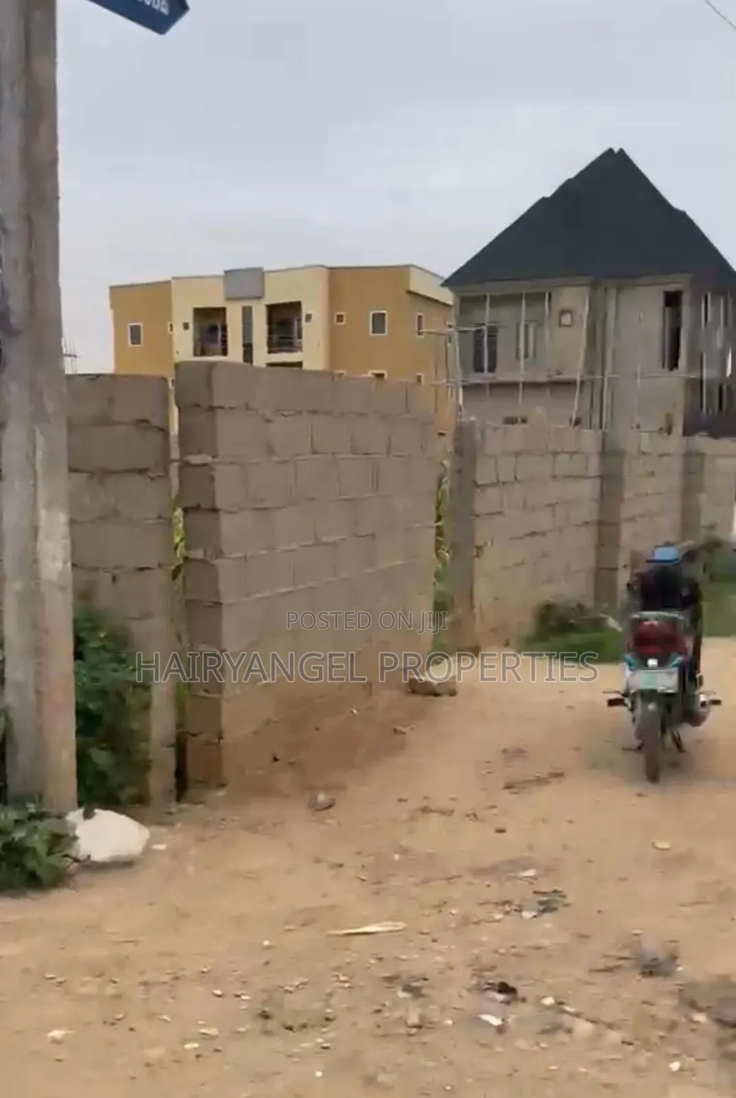 Fenced Corner Plot for Sale in Pristine Estate Jaba Kano