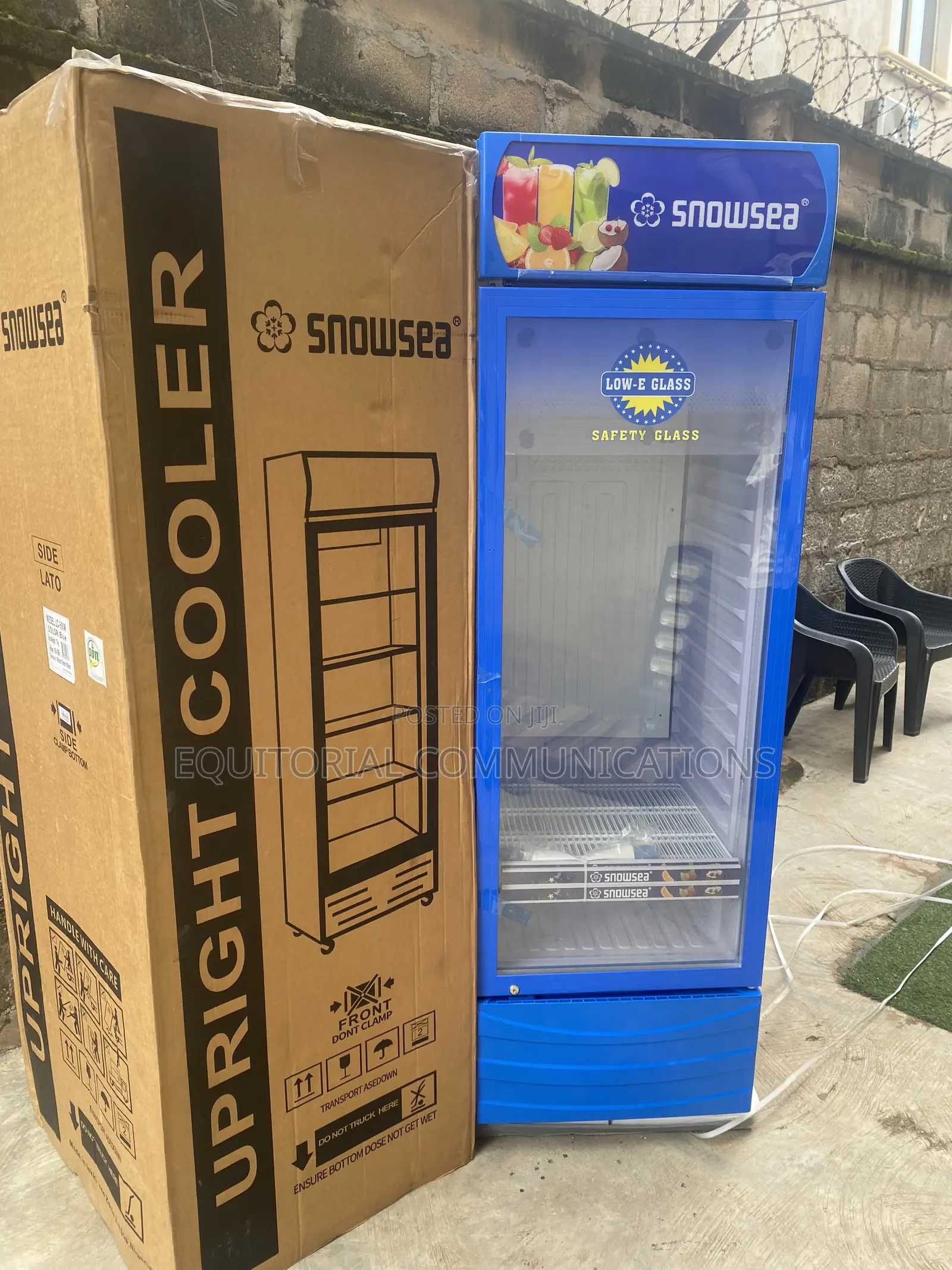 SnowSea Commercial Upright Glass Cooler