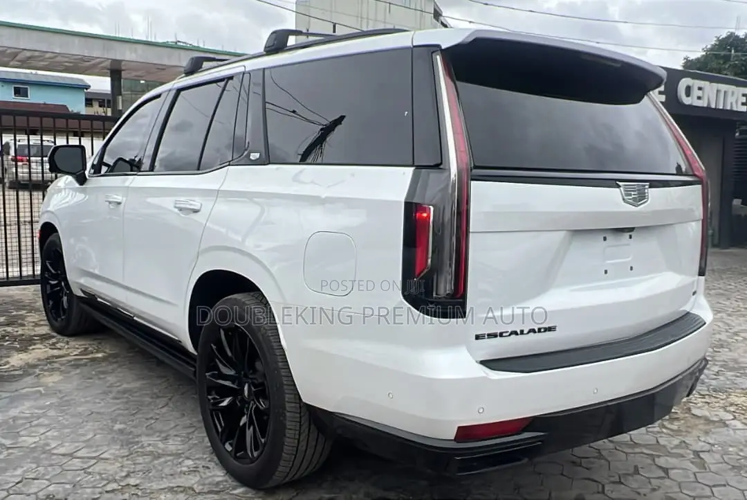 Cadillac Escalade 2024 White