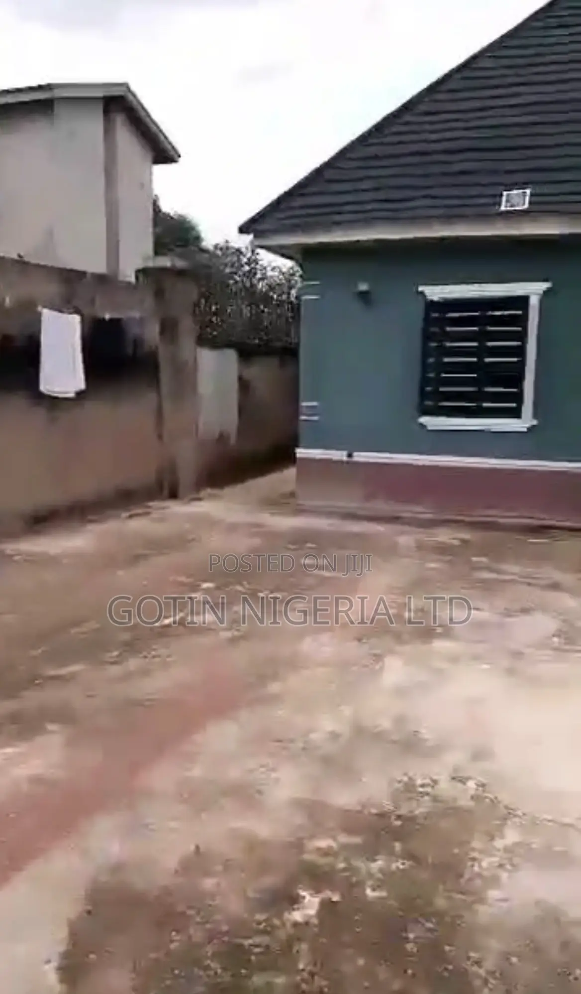 1bdrm Block of Flats in Gotin Nigeria Ltd, Benin City for sale