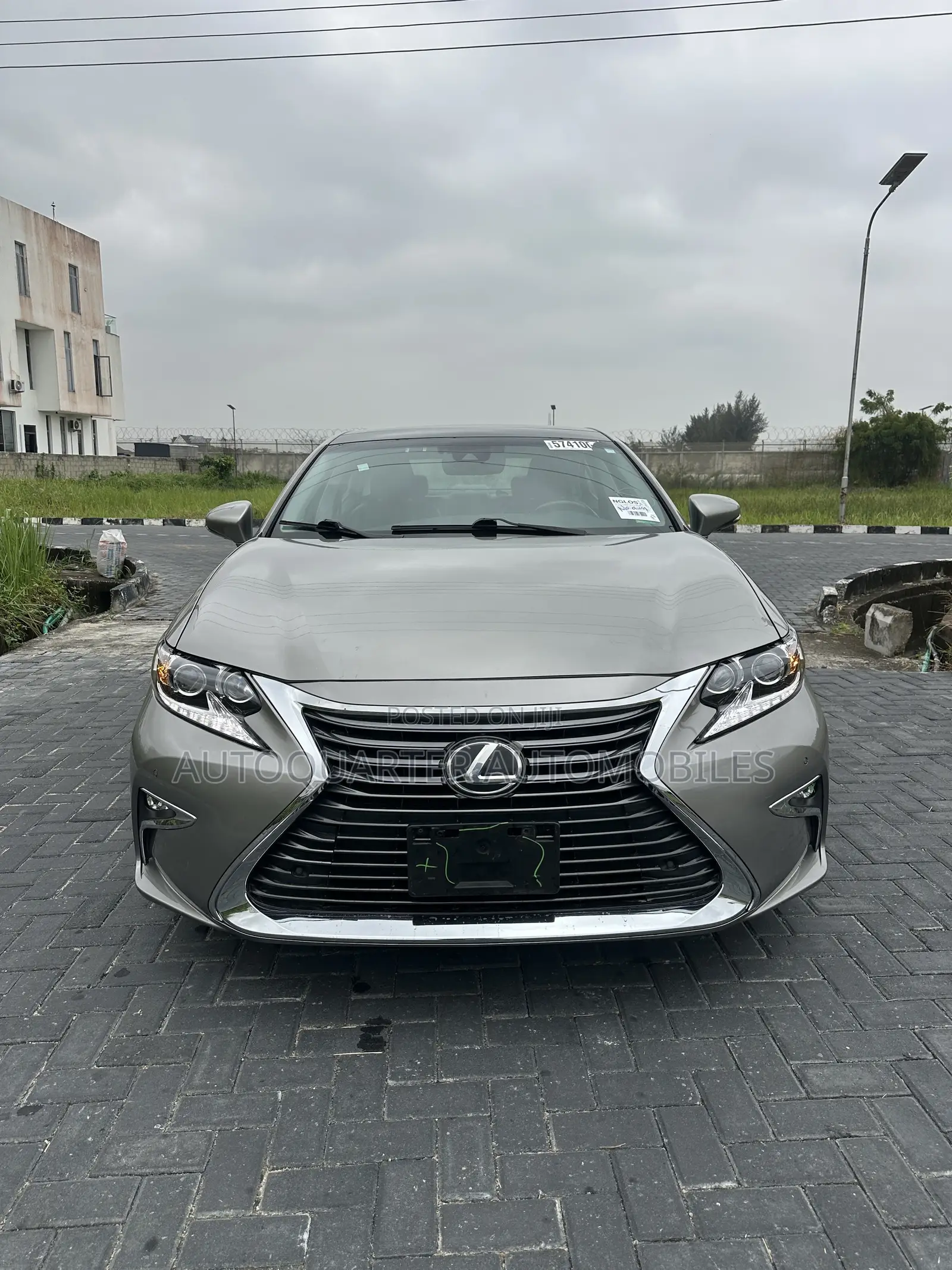 Lexus ES 350 FWD 2017 Silver