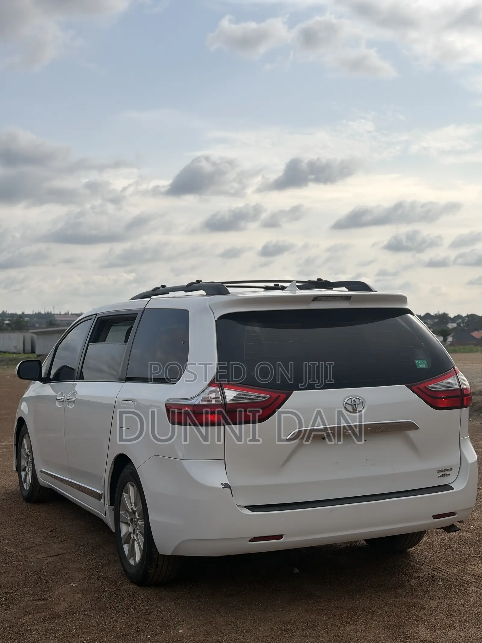 Toyota Sienna 2015 White