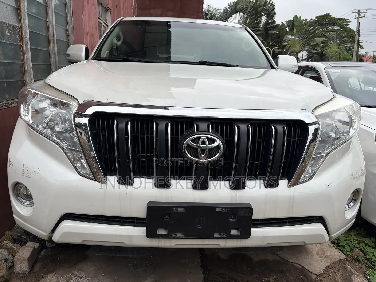Toyota Land Cruiser Prado 4.0 Petrol TX 2017 White