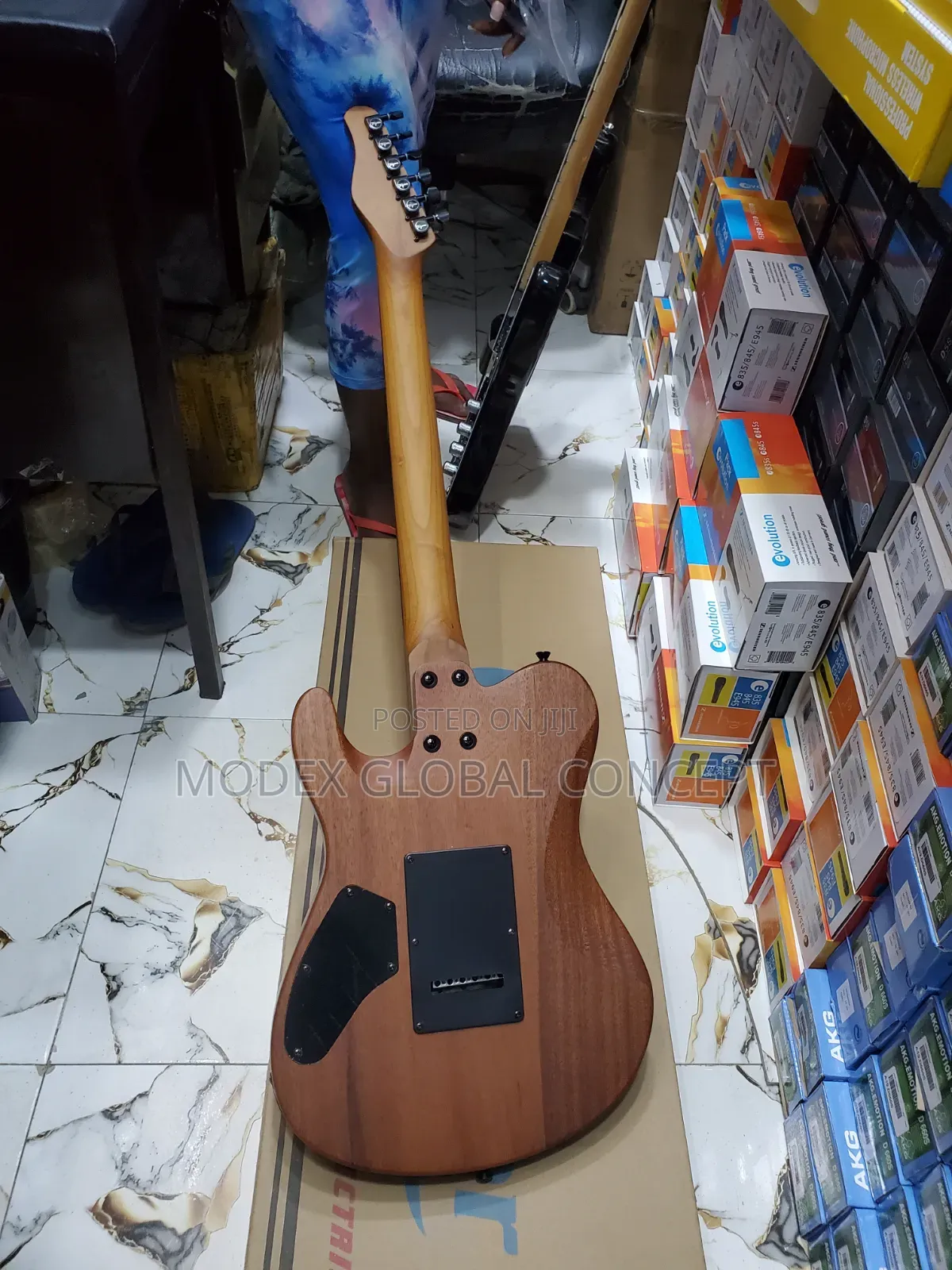 Tagima Tessy NTS (Natural Satin) Original Electric Guitar.