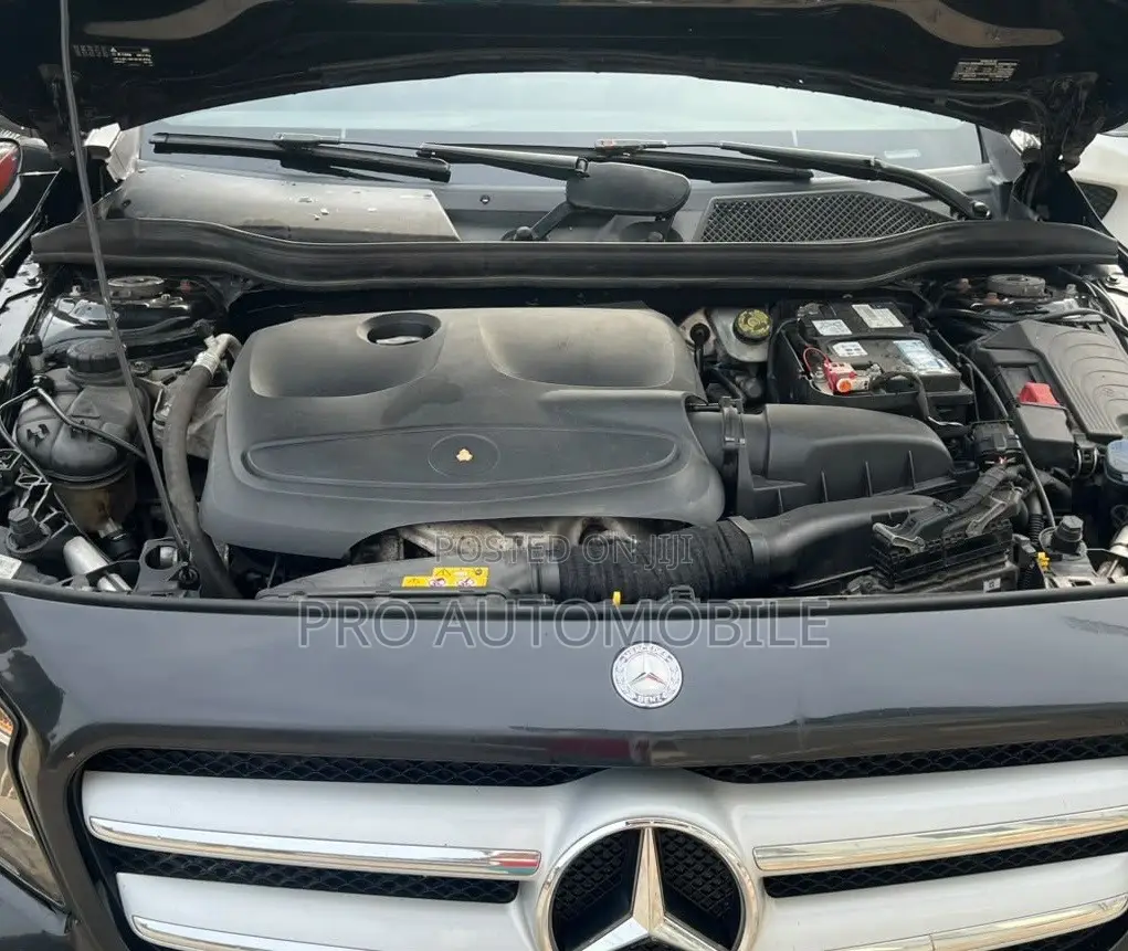 Mercedes-Benz GLA 250 2017 Black