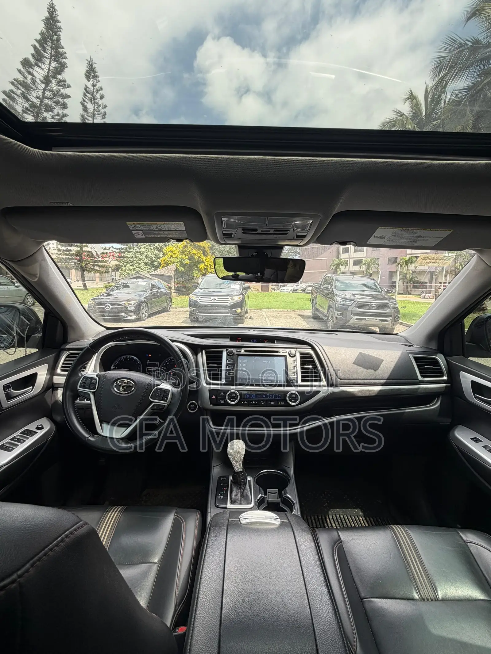 Toyota Highlander SE 2019 Black