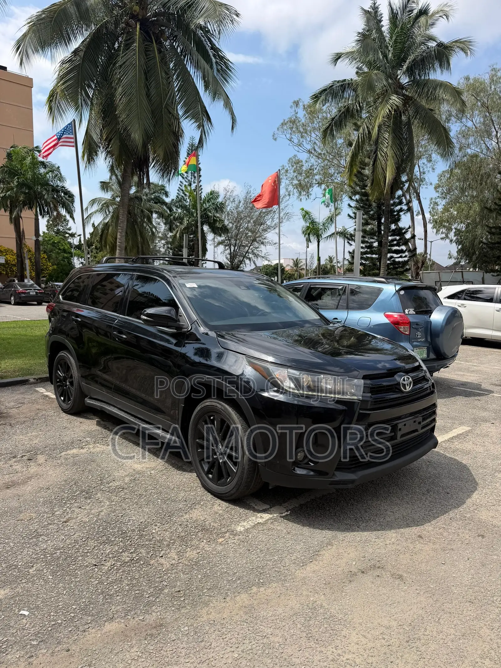 Toyota Highlander SE 2019 Black