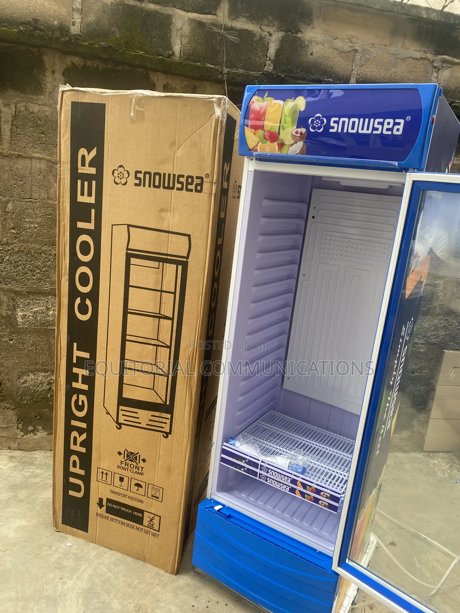 SnowSea LC-500W Retail Glass Door Cooler