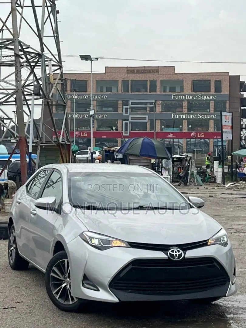 Toyota Corolla LE Eco 4dr Sedan (1.8L 4cyl CVT) 2016 Silver