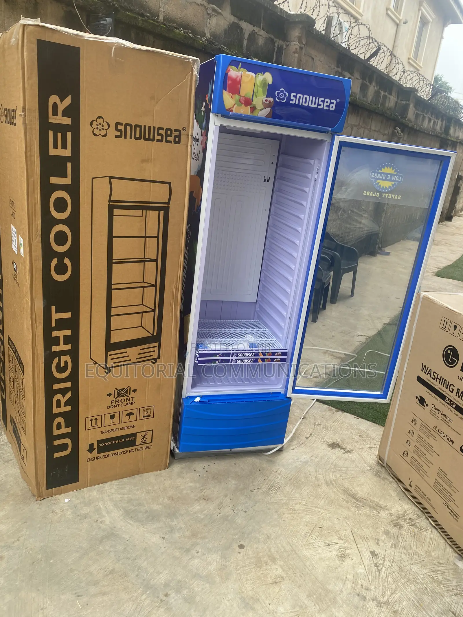 SNOWSEA LC-500W Standing Beverage Display