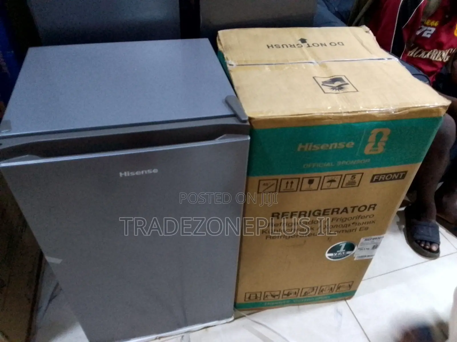 Bring Practical Refrigeration Into Your Home With the Hisense REF093DR