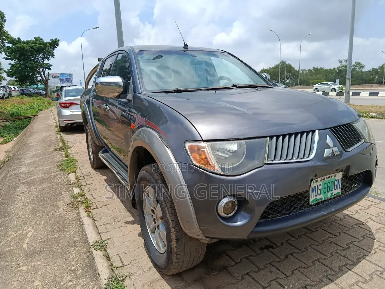 Mitsubishi L200 2008 Gray