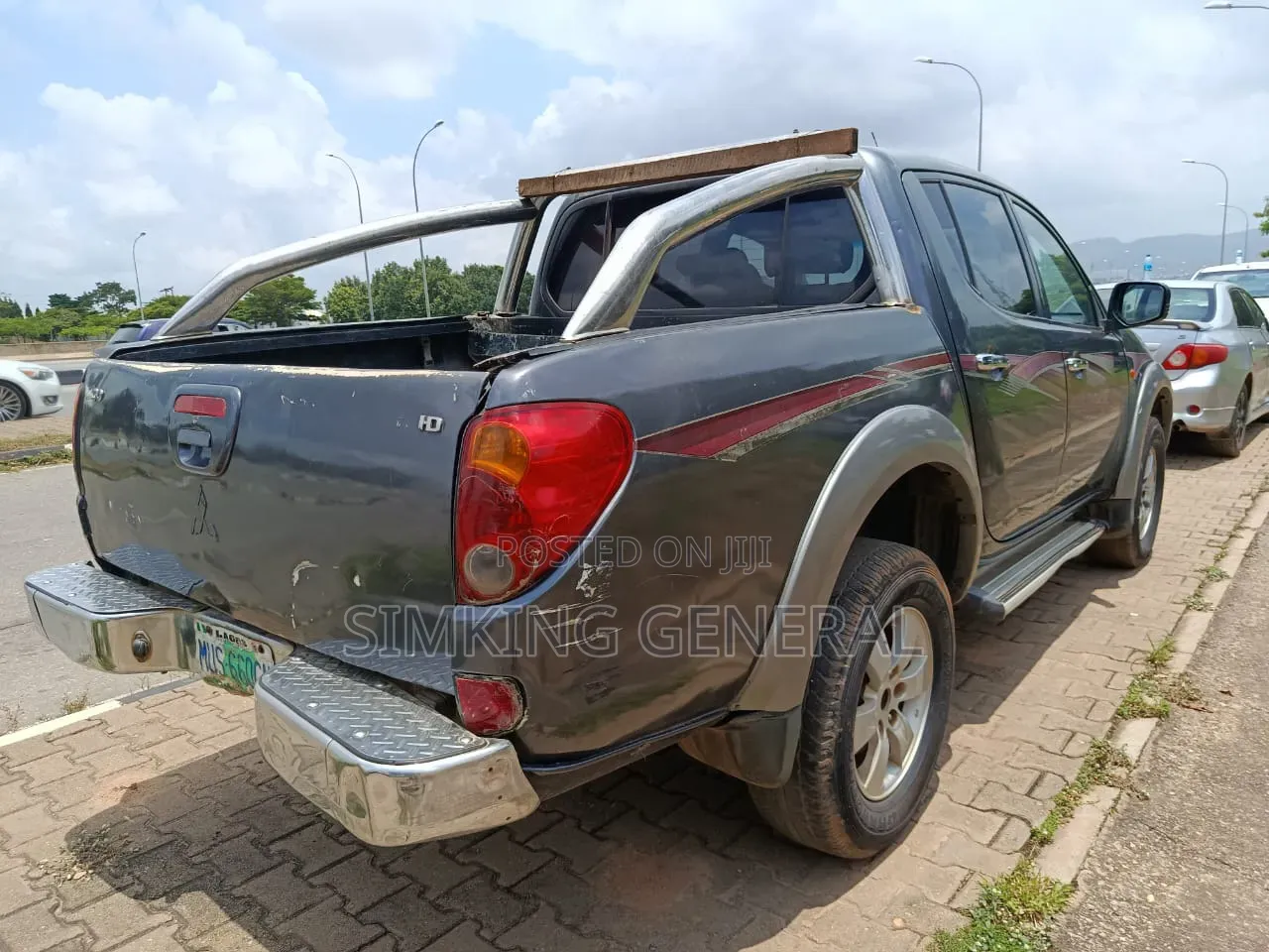 Mitsubishi L200 2008 Gray