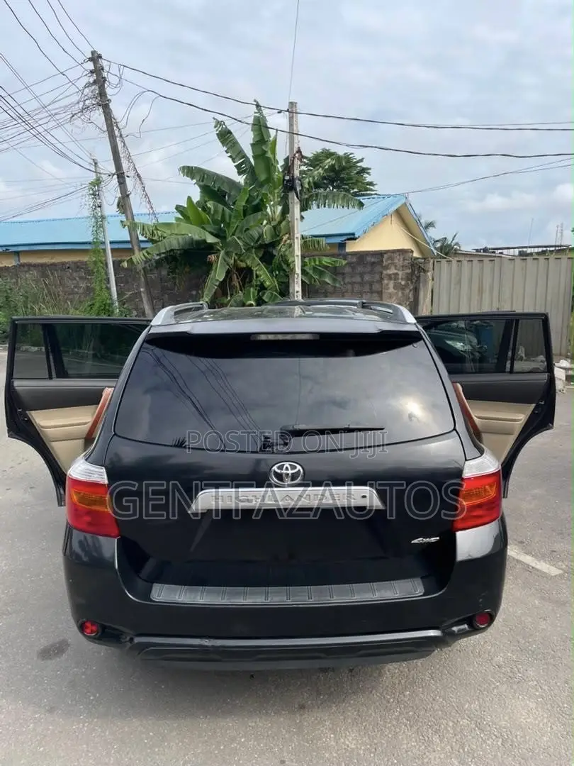 Toyota Highlander Limited 2010 Black