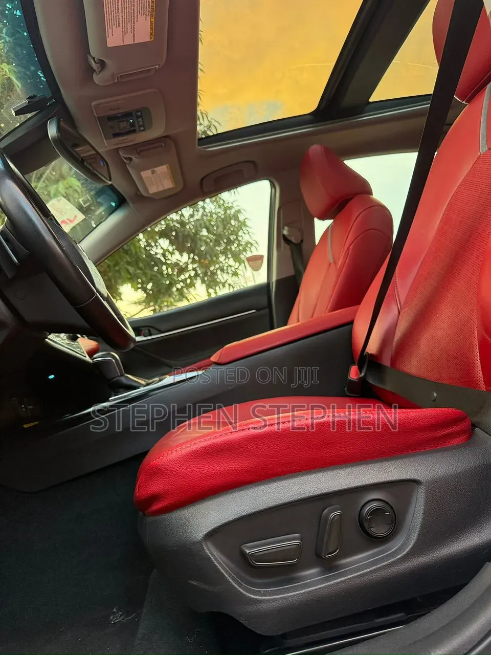 Toyota Camry 2018 White