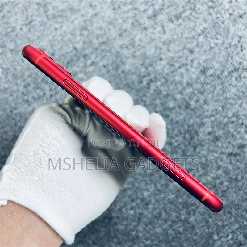 Apple iPhone 11 64 GB Red