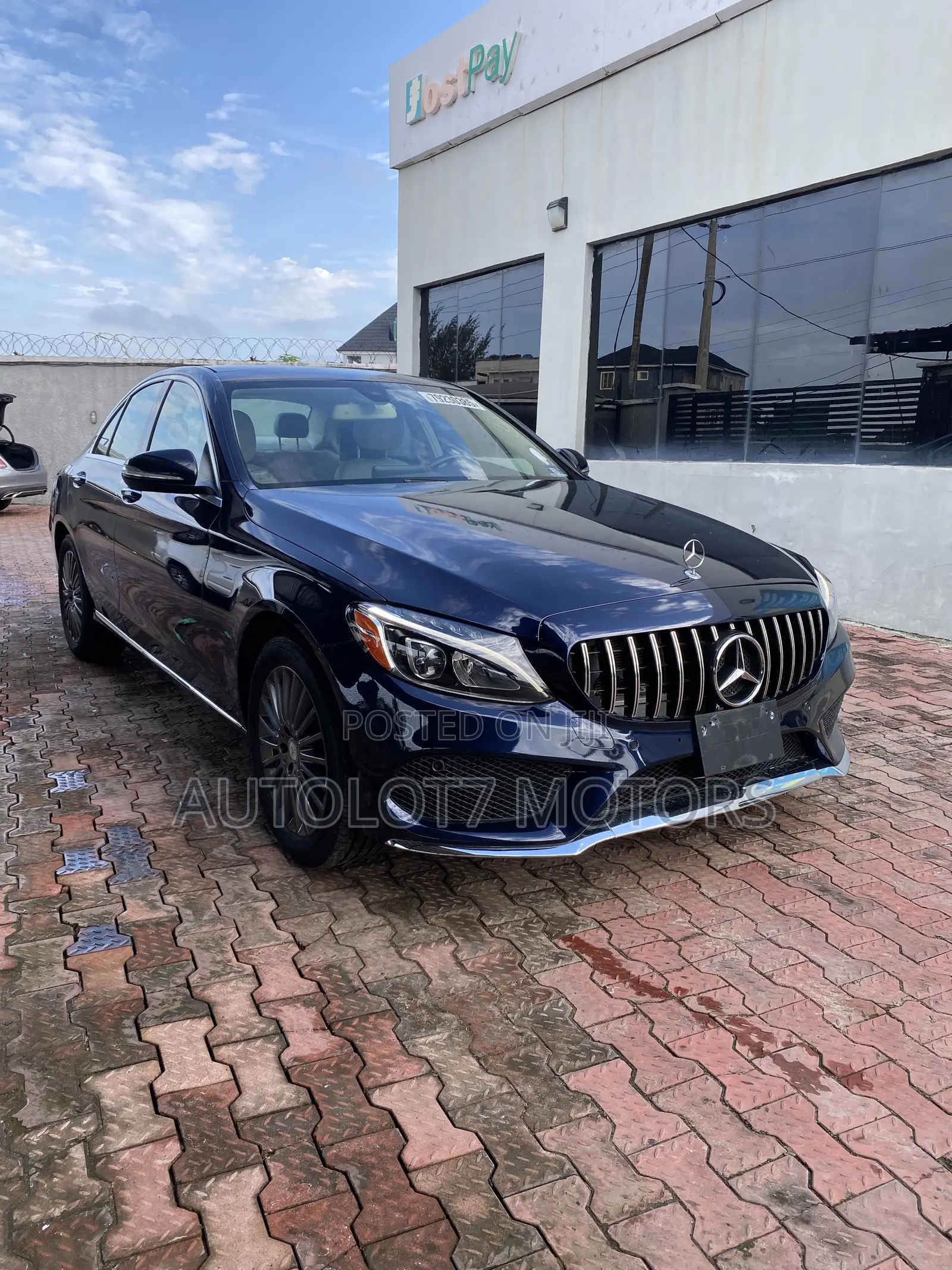 Mercedes-Benz C300 Base AWD 4Matic Sedan (2.0L 4cyl 7A) 2015 Blue