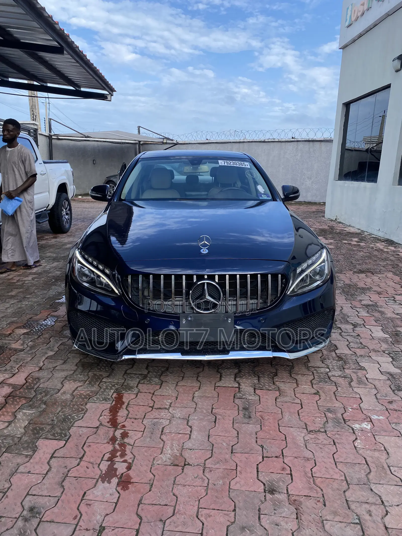 Mercedes-Benz C300 Base AWD 4Matic Sedan (2.0L 4cyl 7A) 2015 Blue