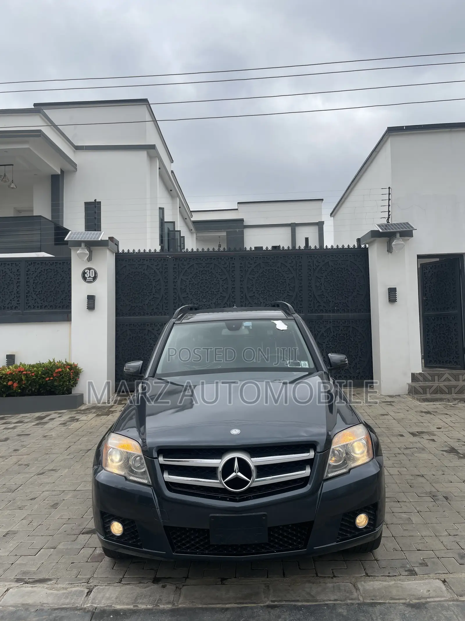 Mercedes-Benz GLK-Class 2010 Gray