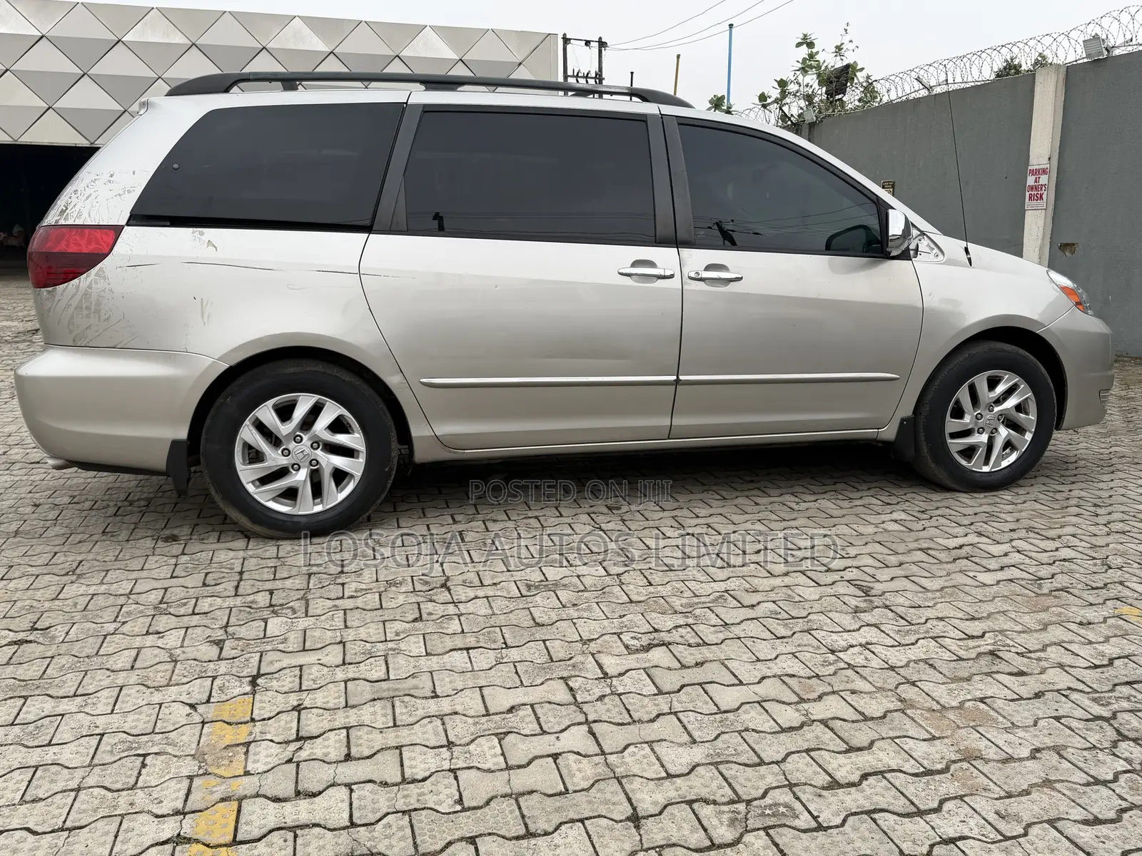 Toyota Sienna LE FWD 2006 Silver