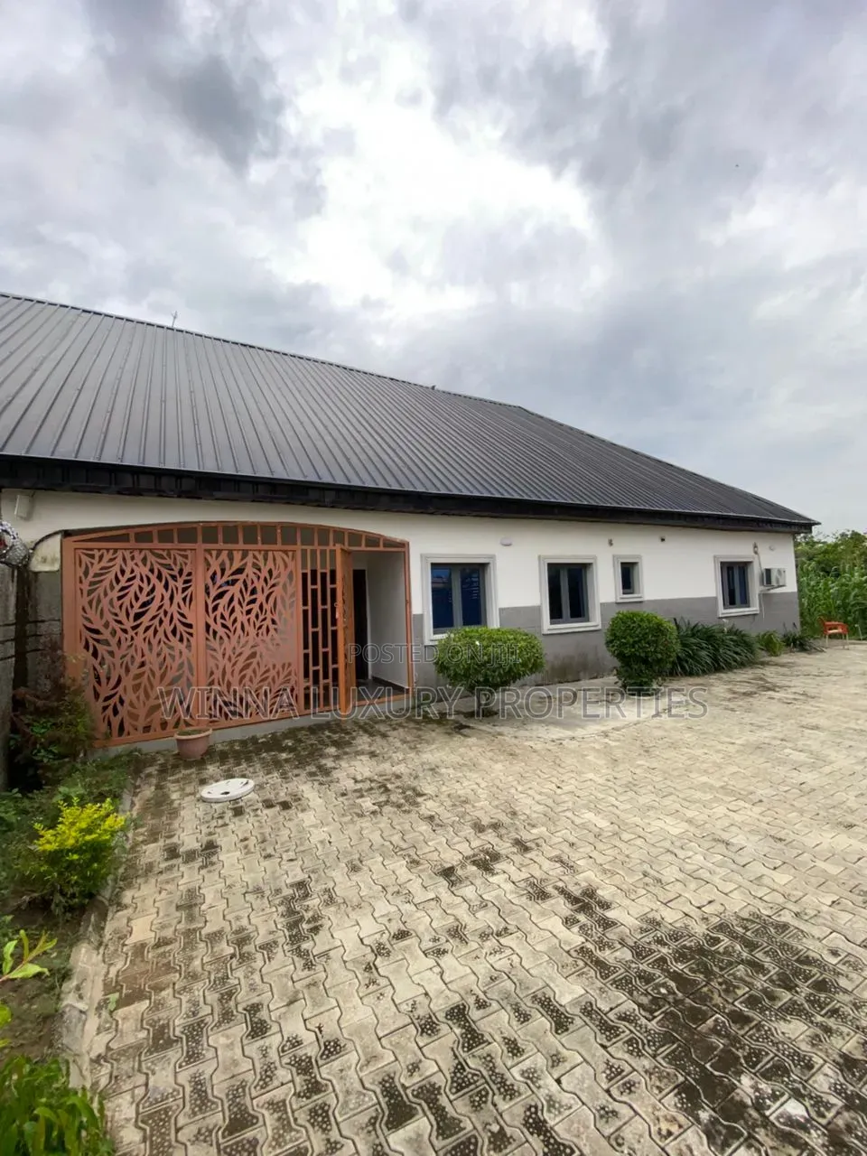 3bdrm Bungalow in Jedo Estate, Lugbe District for sale