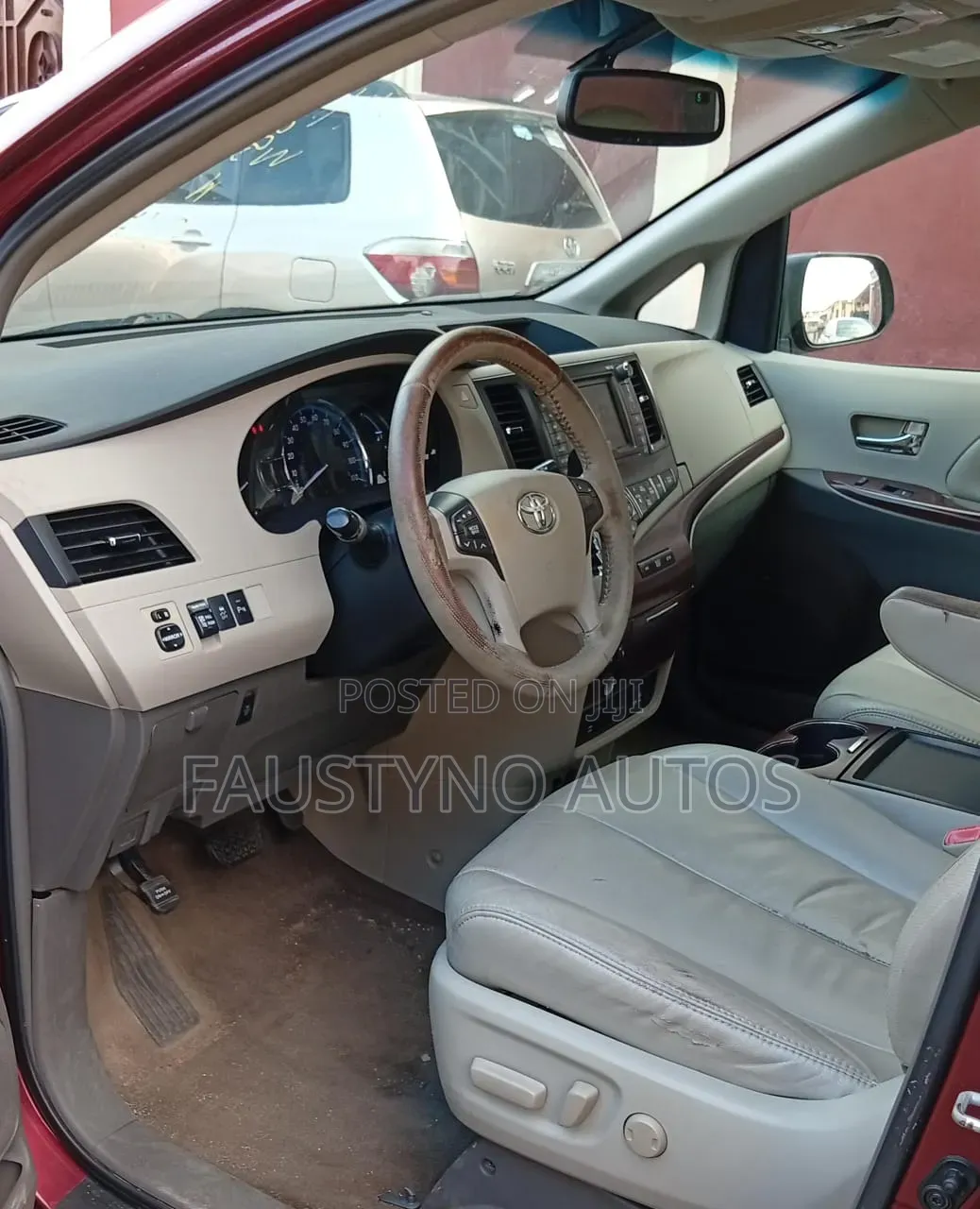 Toyota Sienna XLE 7 Passenger Mobility 2012 Red