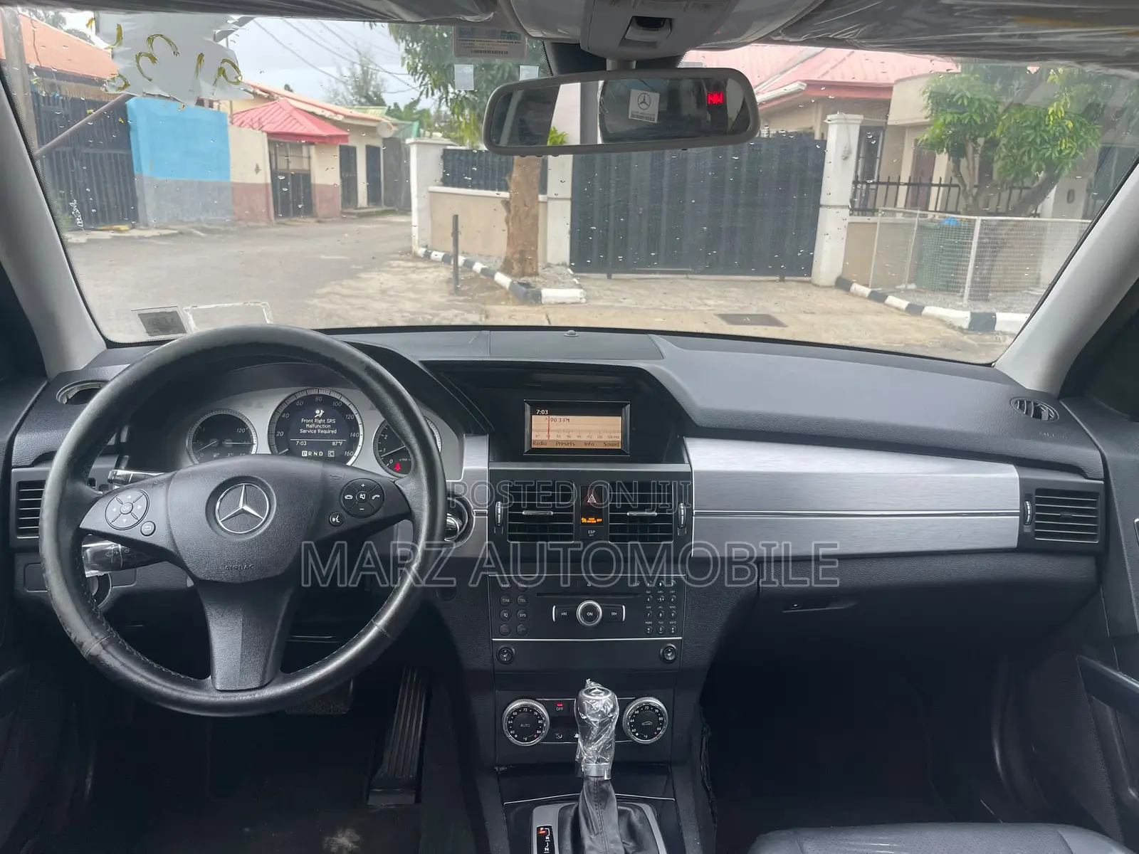 Mercedes-Benz GLK-Class 2010 Gray