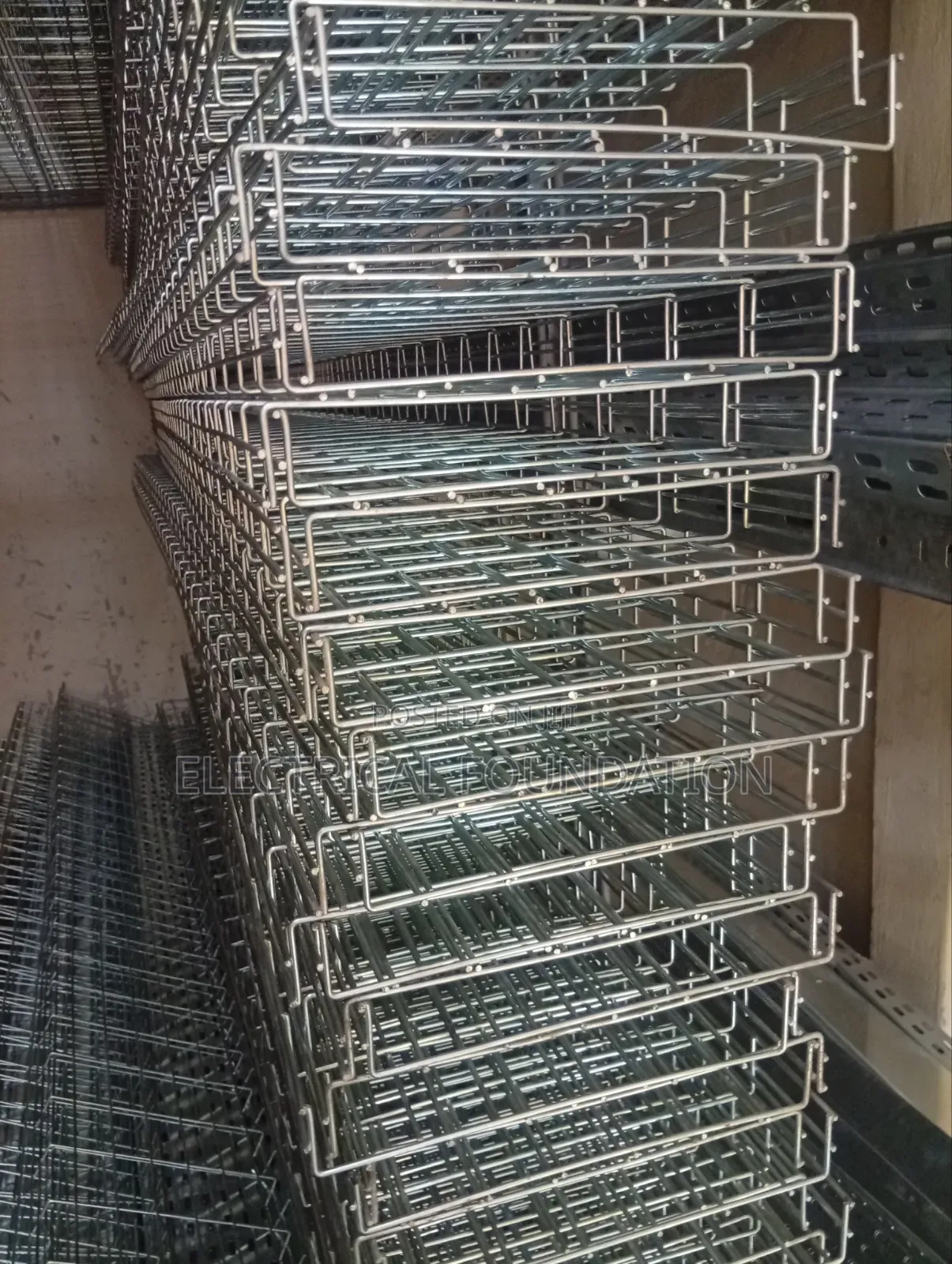 300mm*50mm Galvanized Cable Tray Basket (Wiremesh)