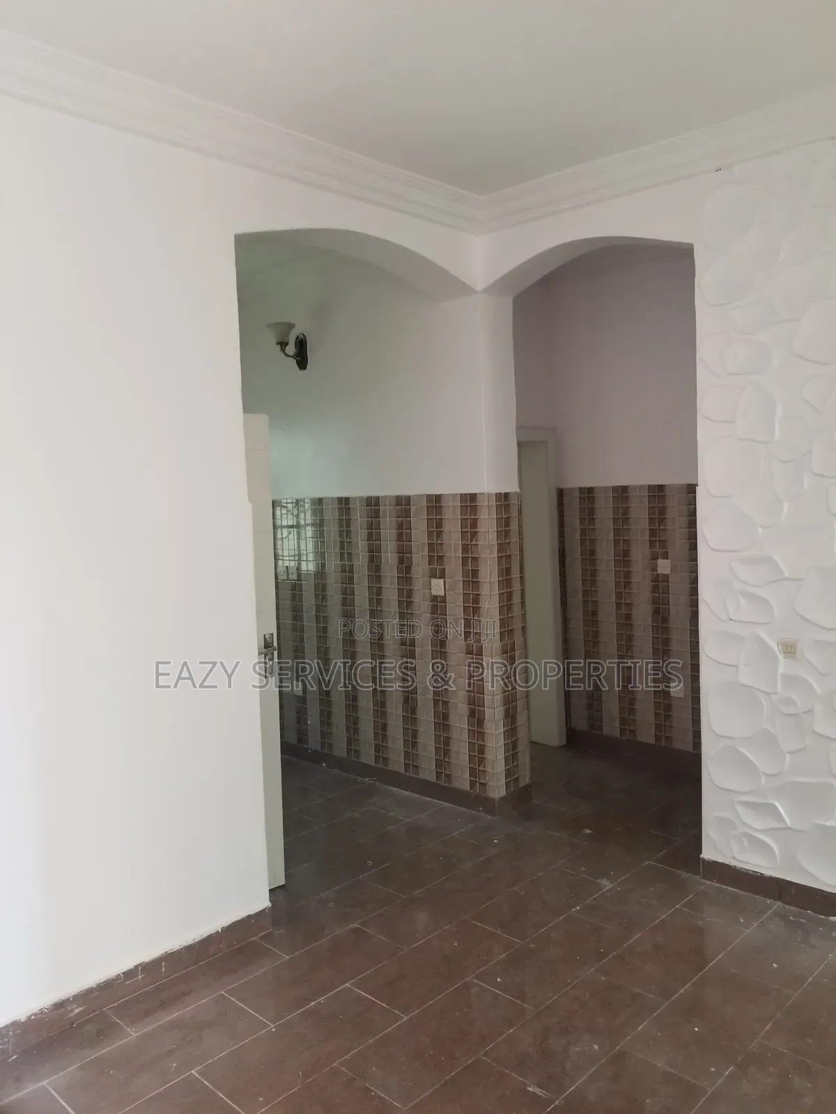 2bdrm Apartment in Gated And Secured, Lekki Phase 1 for rent