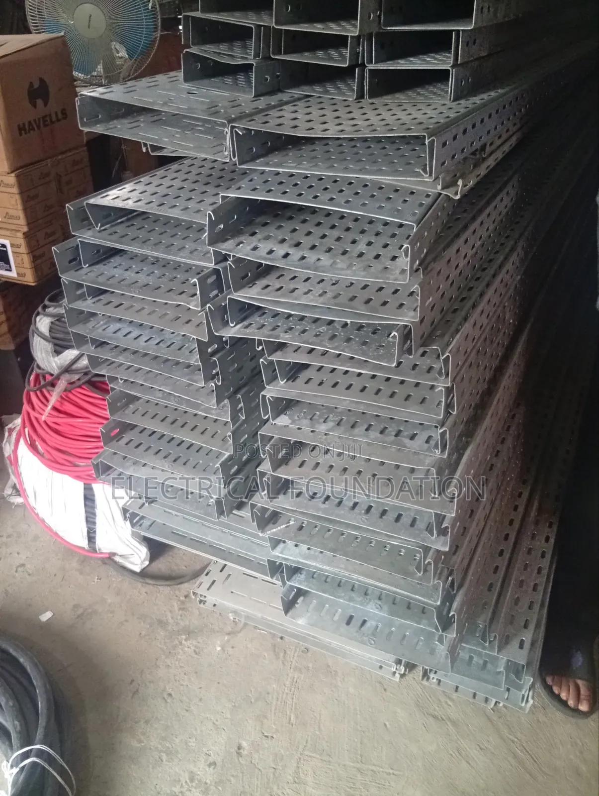 300mm*50mm Galvanized Cable Tray 3 Meters Length