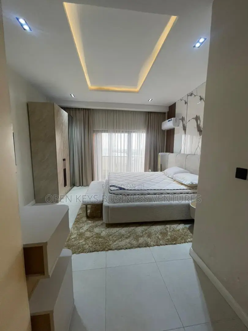 Furnished 3bdrm Penthouse in Osborne, Waterfront for rent
