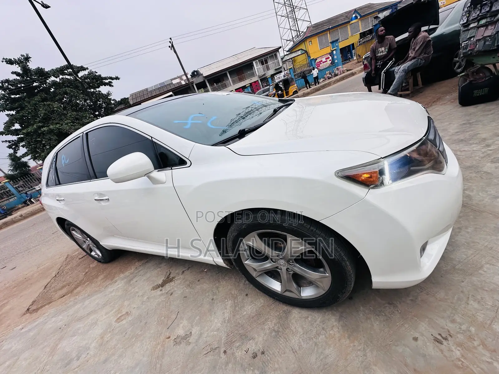 Toyota Venza Limited 2011 White
