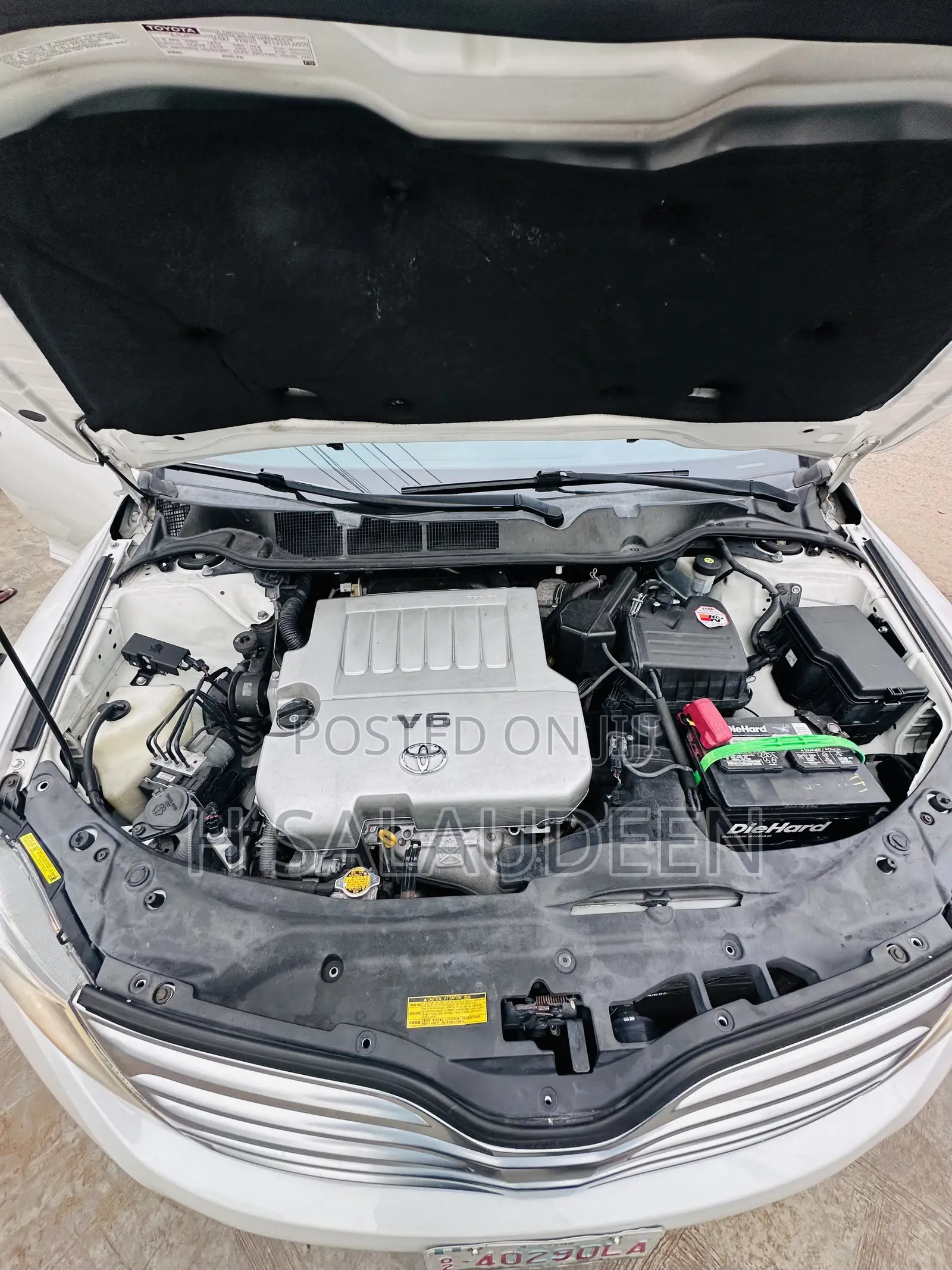Toyota Venza Limited 2011 White