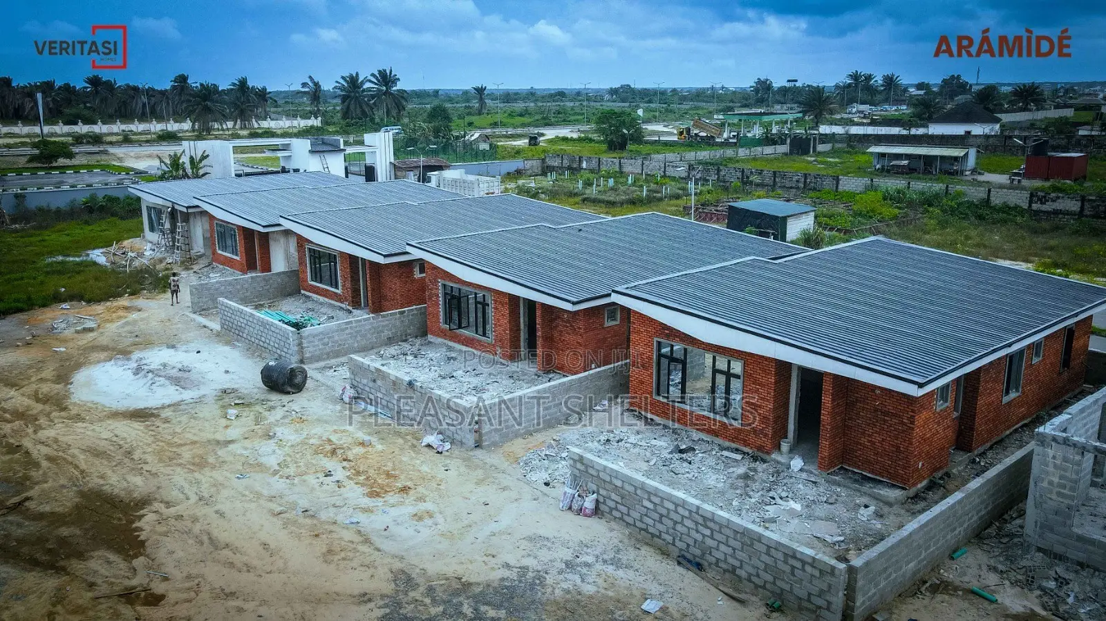 3bdrm Bungalow in Aramide Bungalow, Lekki Expressway for sale