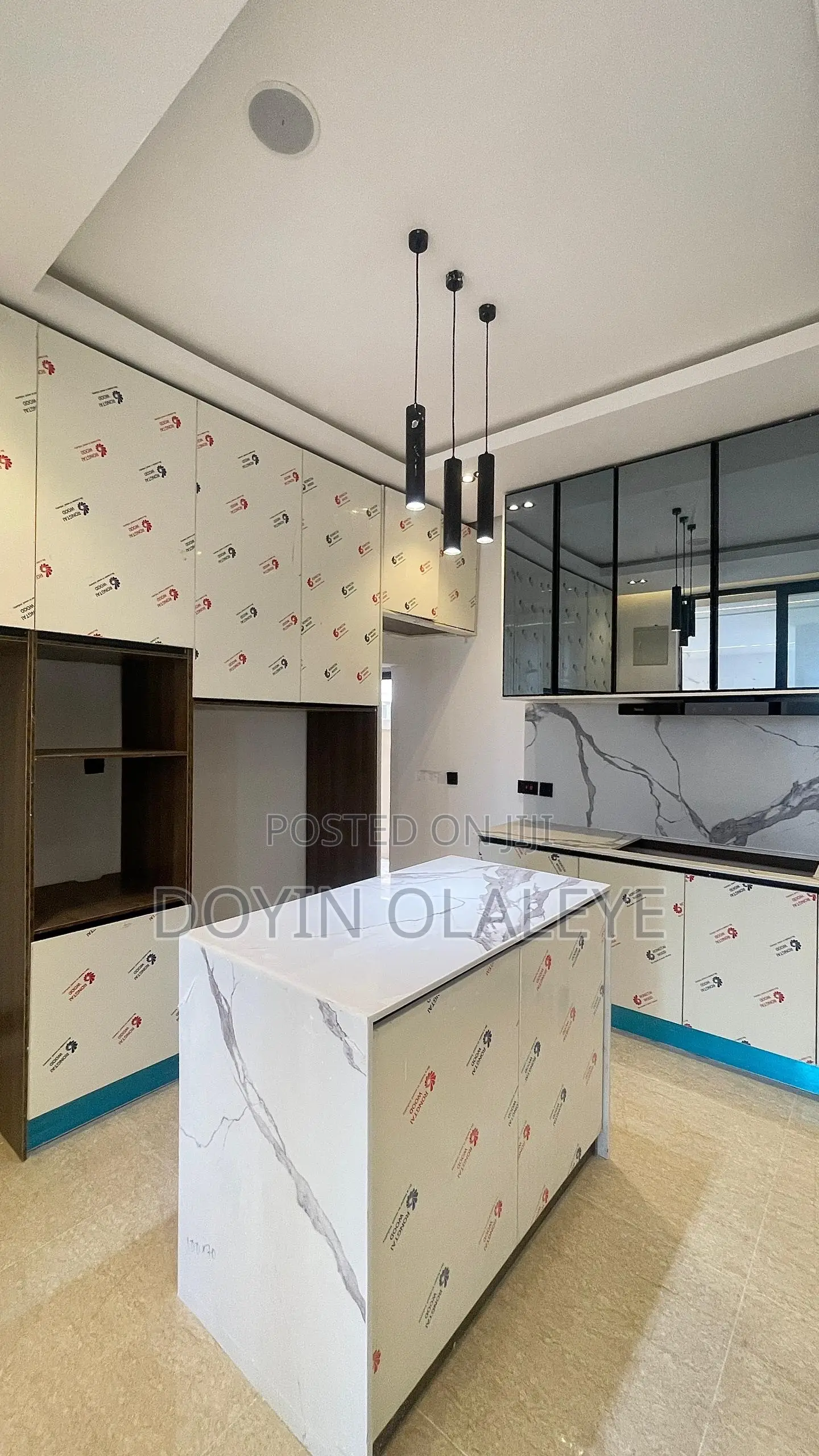 5bdrm Duplex in Osapa london for sale