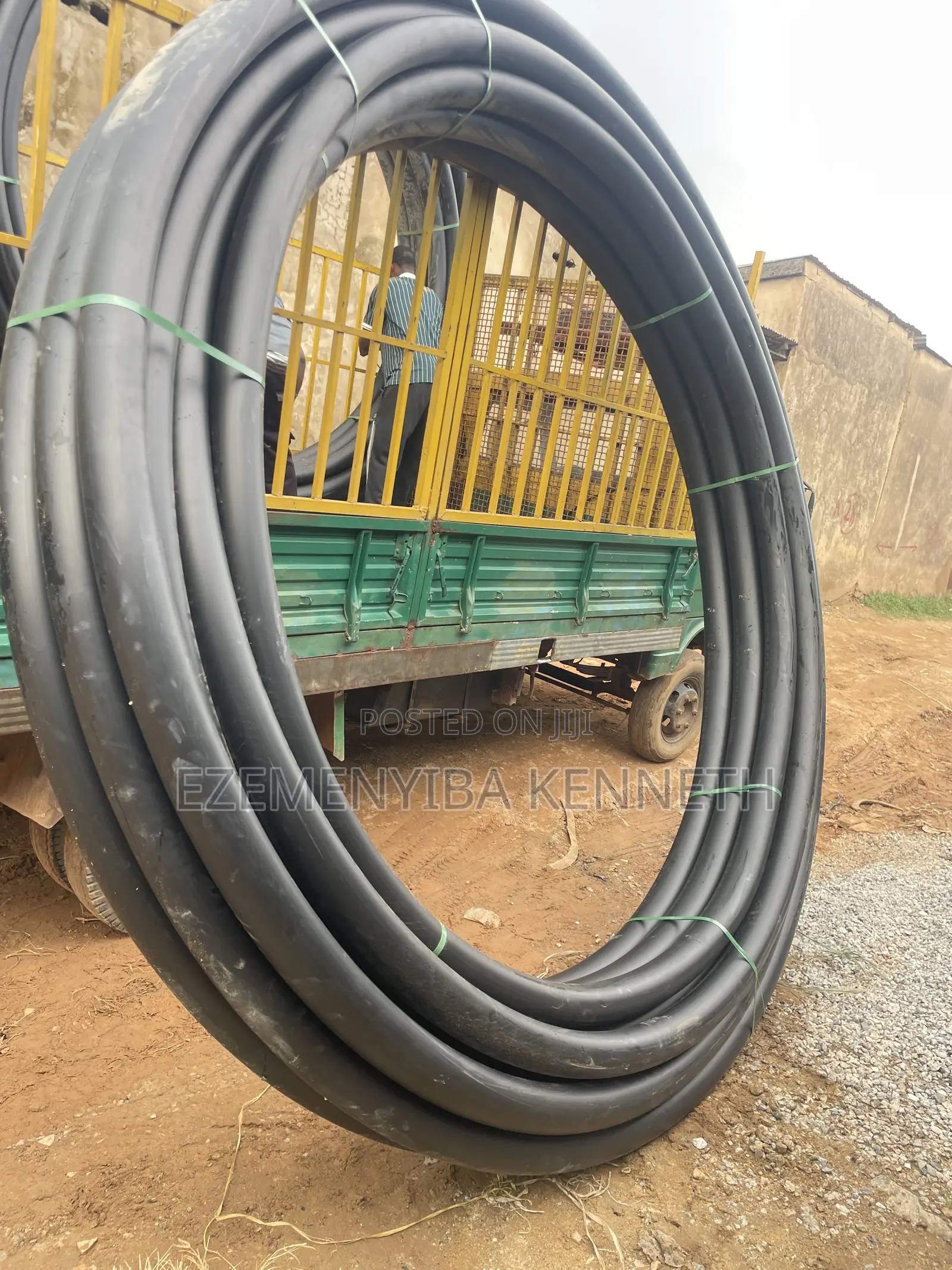 P.e Black Pipe