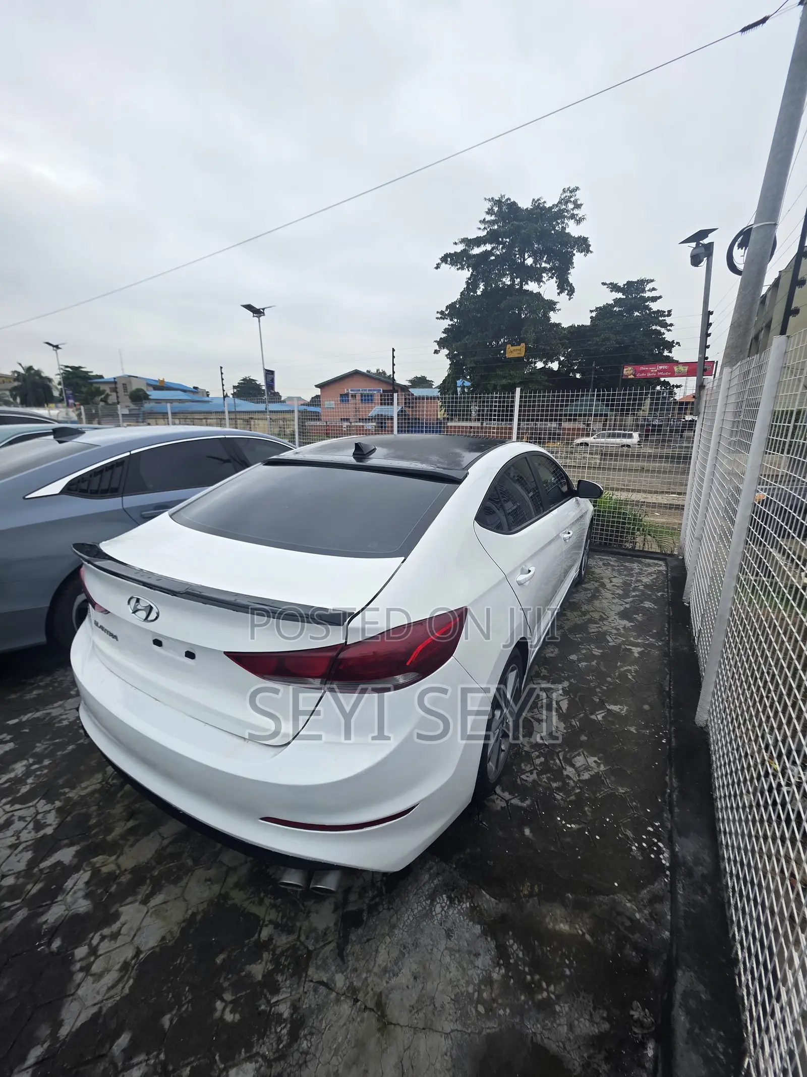 Hyundai Elantra SE 2018 White