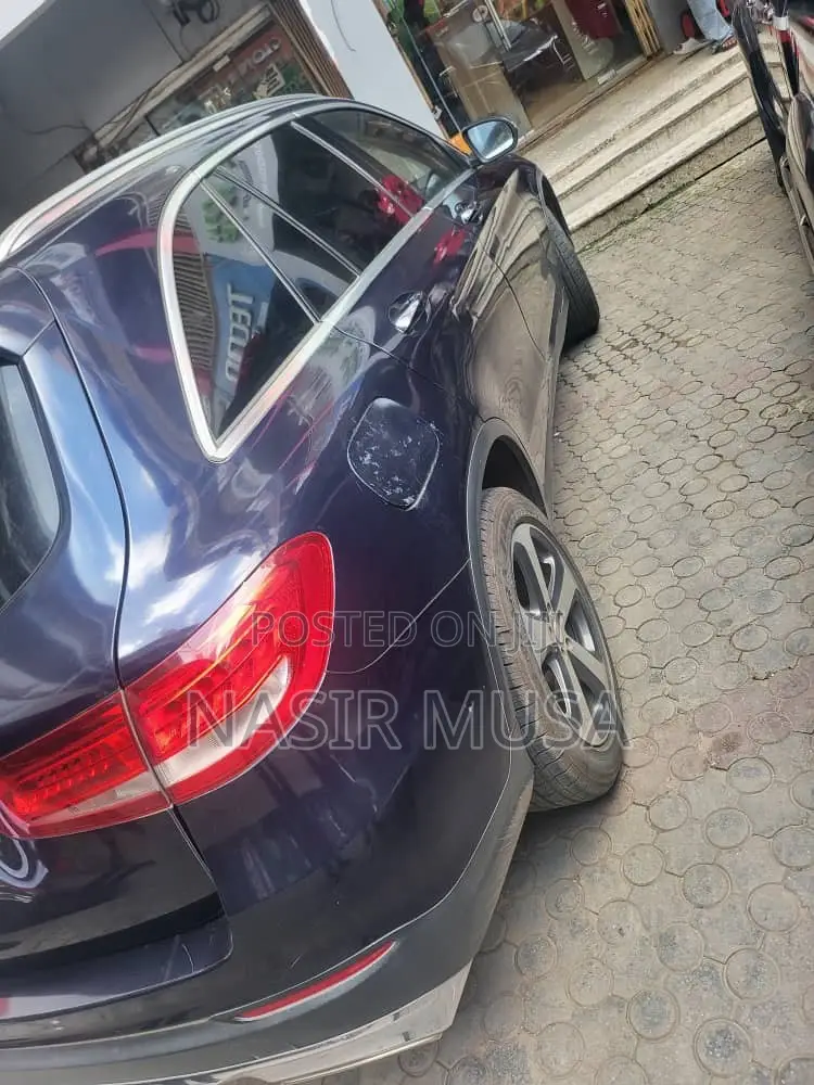 Mercedes-Benz GLC-Class 2016 Black