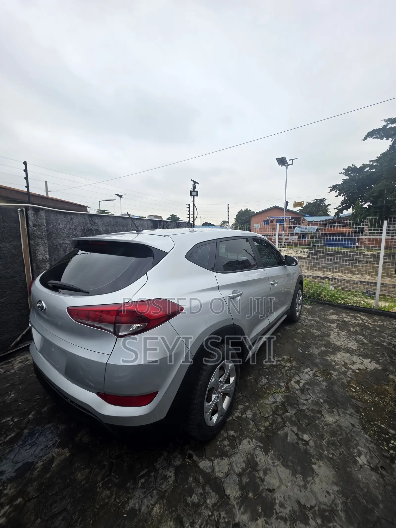 Hyundai Tucson Limited AWD 2017 Gray
