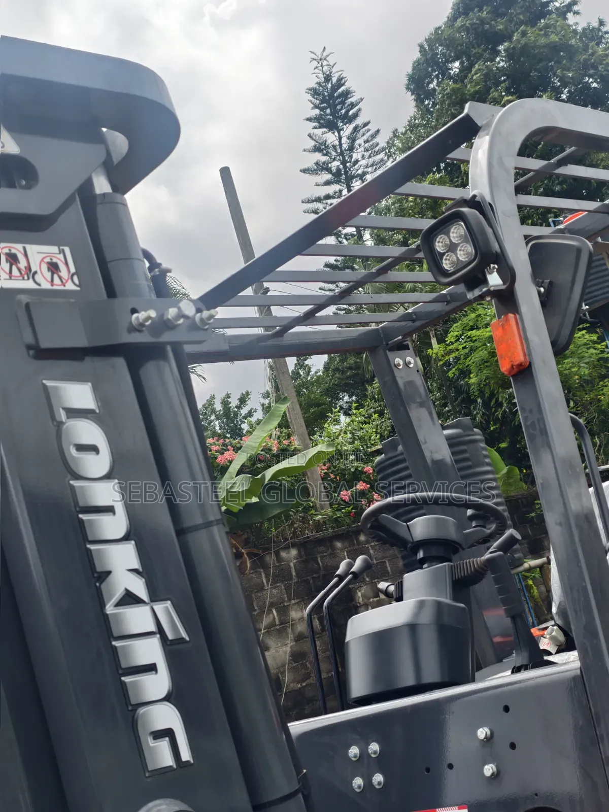 LONKING 3,000 Kg Forklift