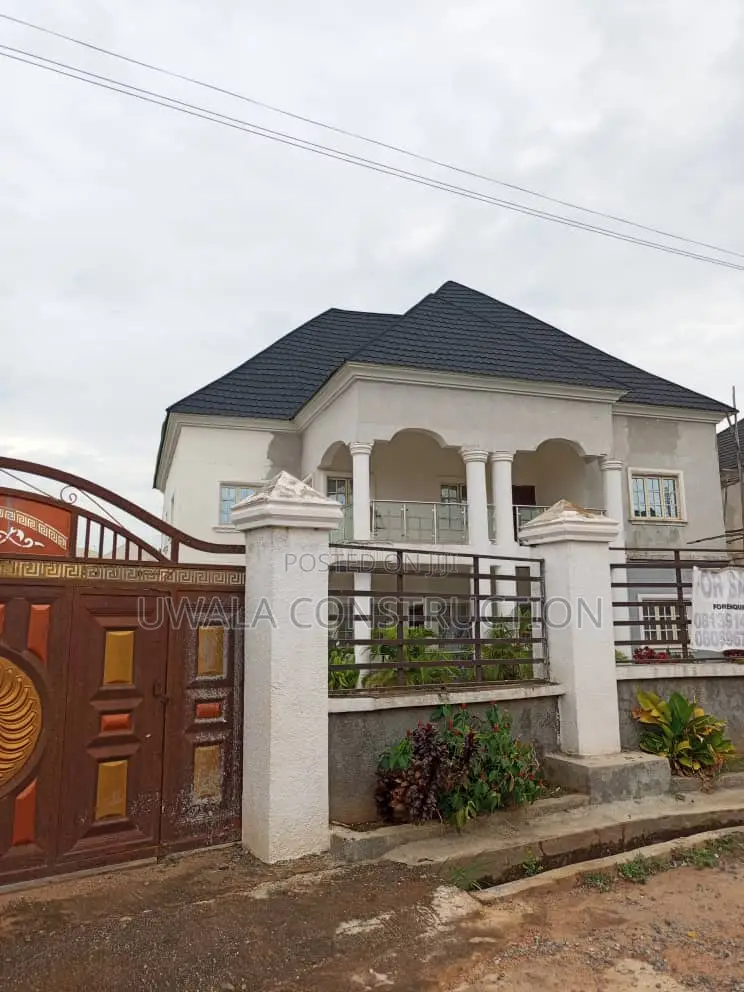 5bdrm Duplex in Lokogoma for sale