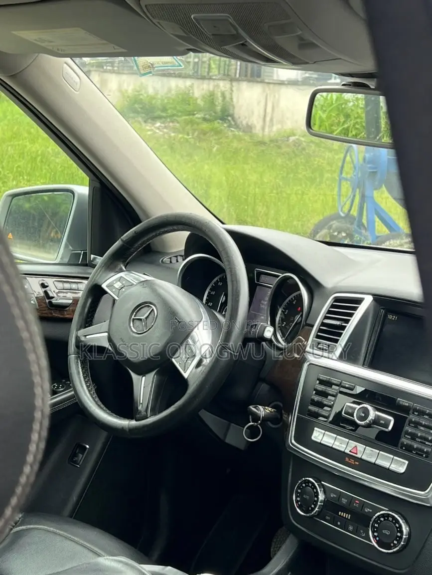 Mercedes-Benz M Class ML 550 4Matic 2013 Silver