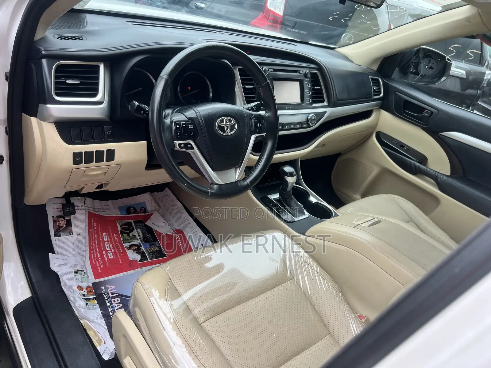 Toyota Highlander LE Plus 4dr SUV AWD (3.5L 6cyl 6A) 2015 White