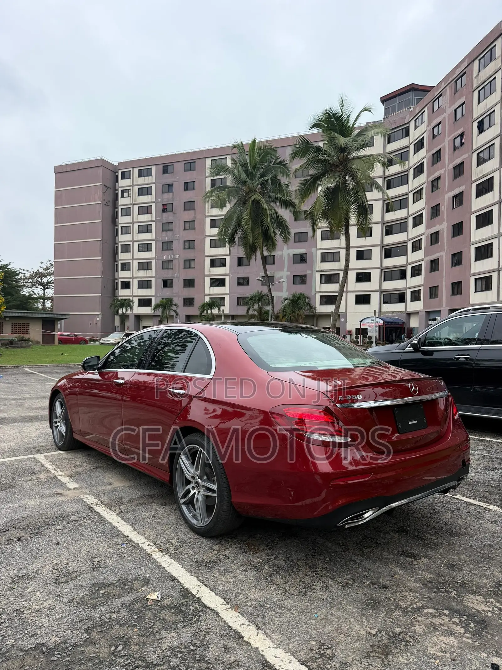 Mercedes-Benz E350 2020 Red