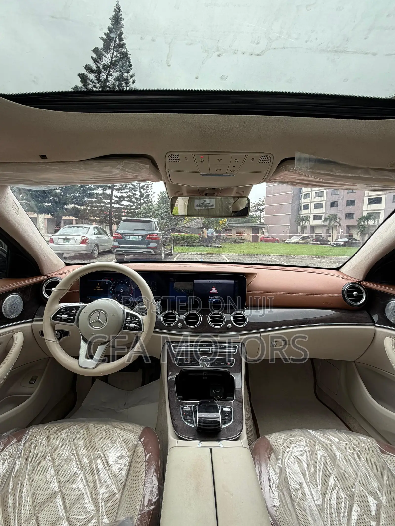 Mercedes-Benz E350 2020 Red